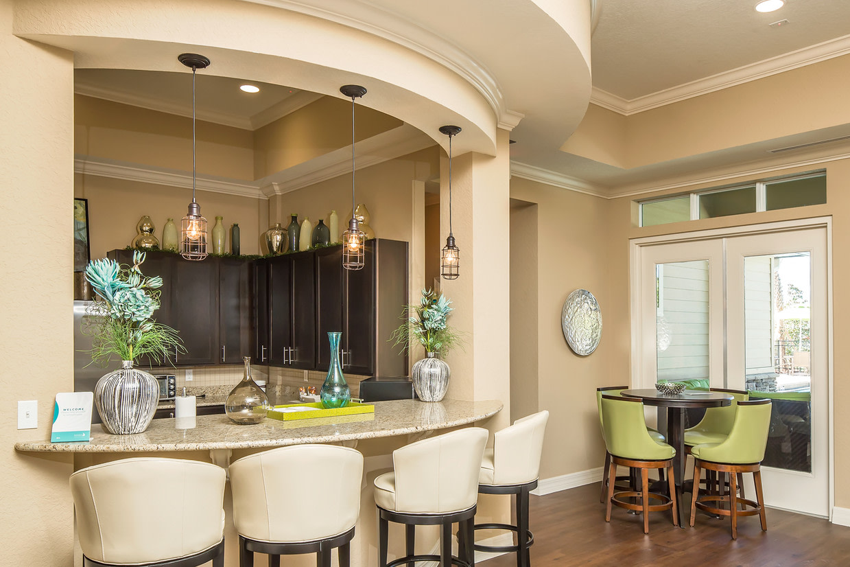 Oakwood Apartment Homes Image 10