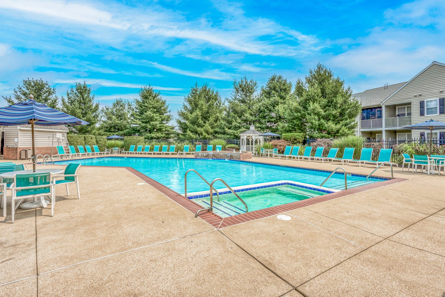 Pine Valley Apartments Image 14