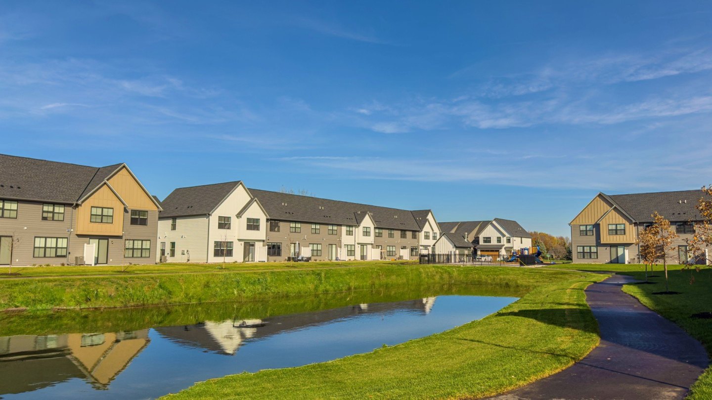 Foxtail Hollow Townhomes Image 4