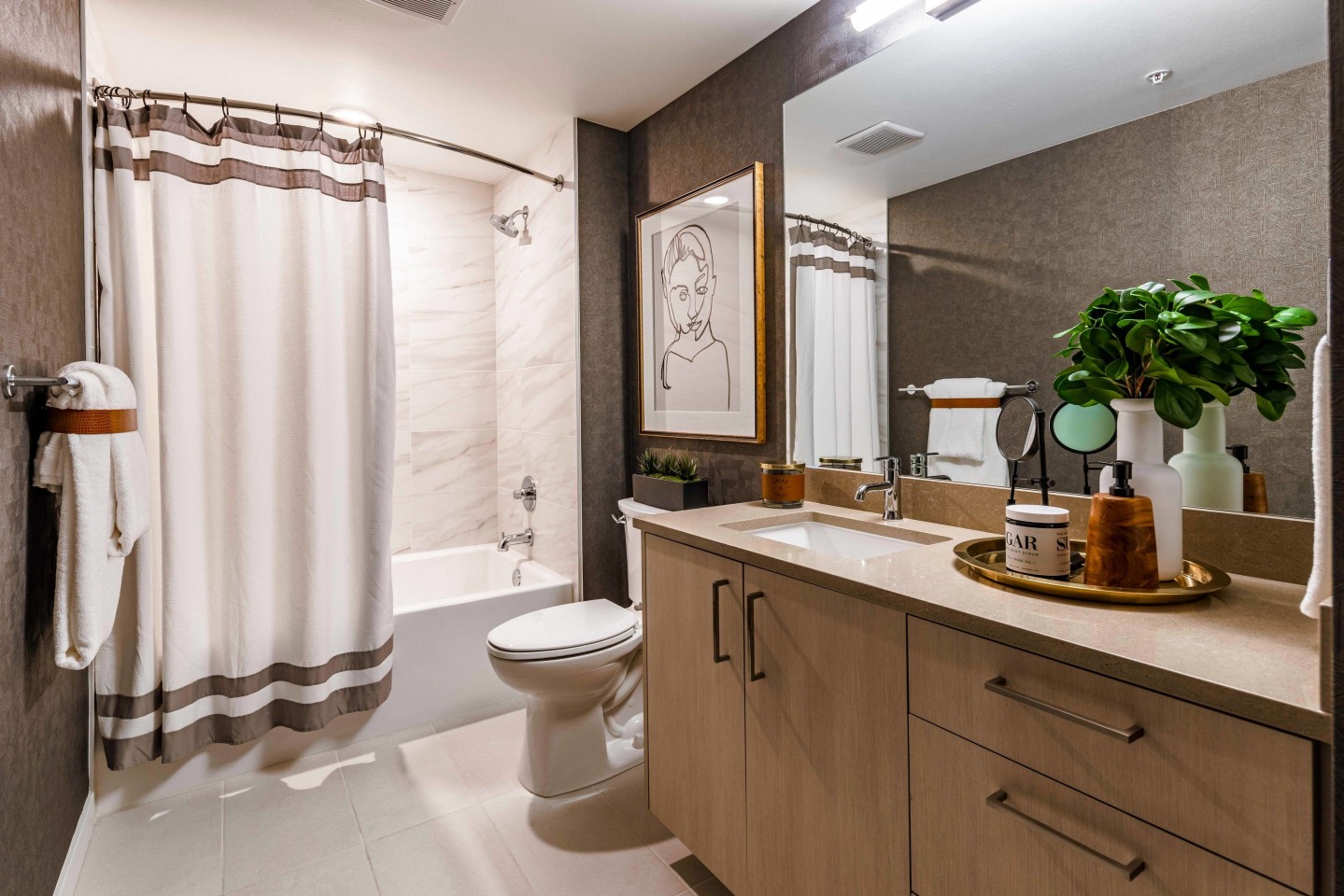 Arista Residences Image 13