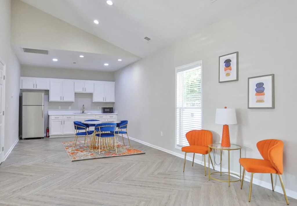 Ashbrook Village Image 3