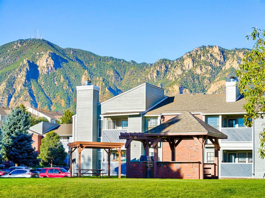 Mountain View Apartment Homes Image 2