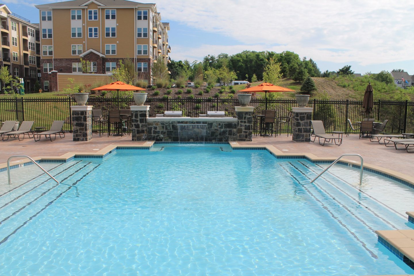 Stone Pointe Image 3