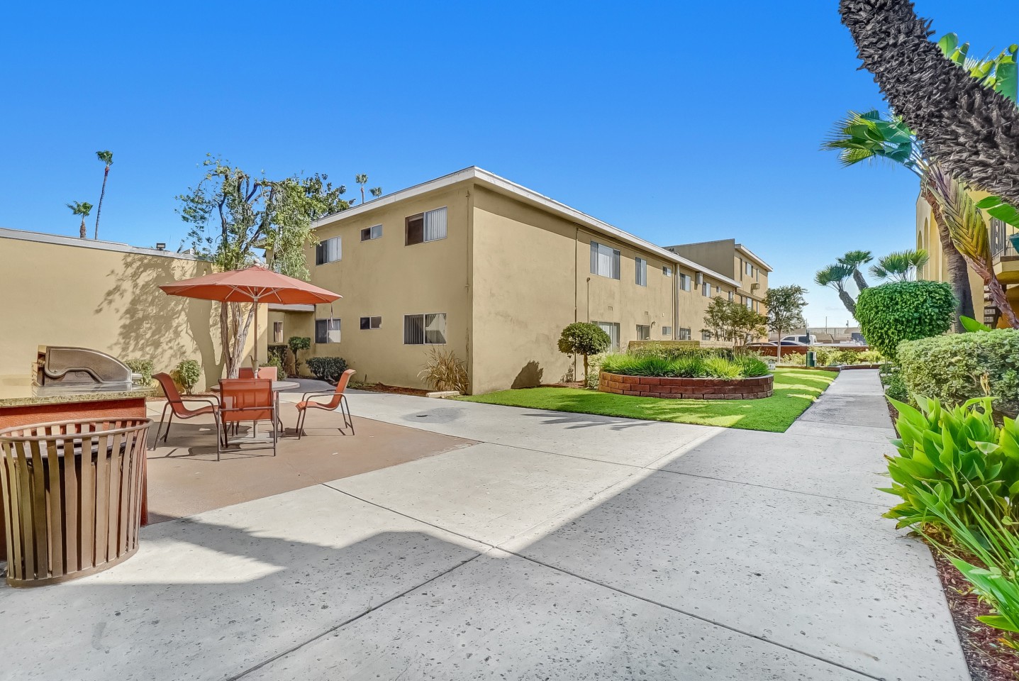Capistrano Gardens Image 32