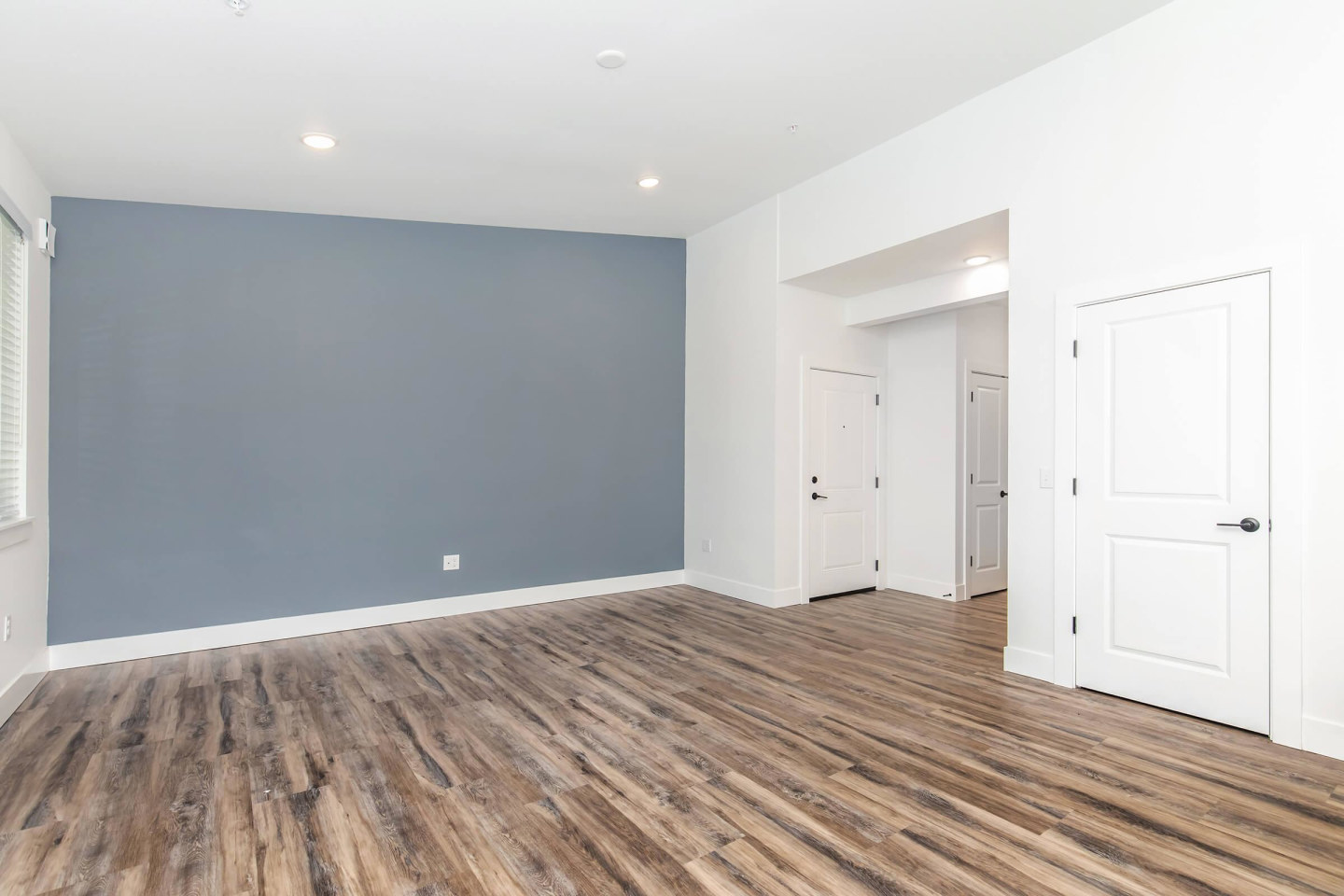 Lakeview Apartments Image 33