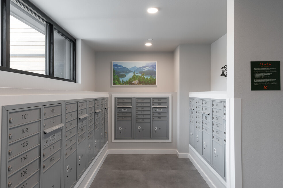 Clara Apartments - Student Housing Image 12
