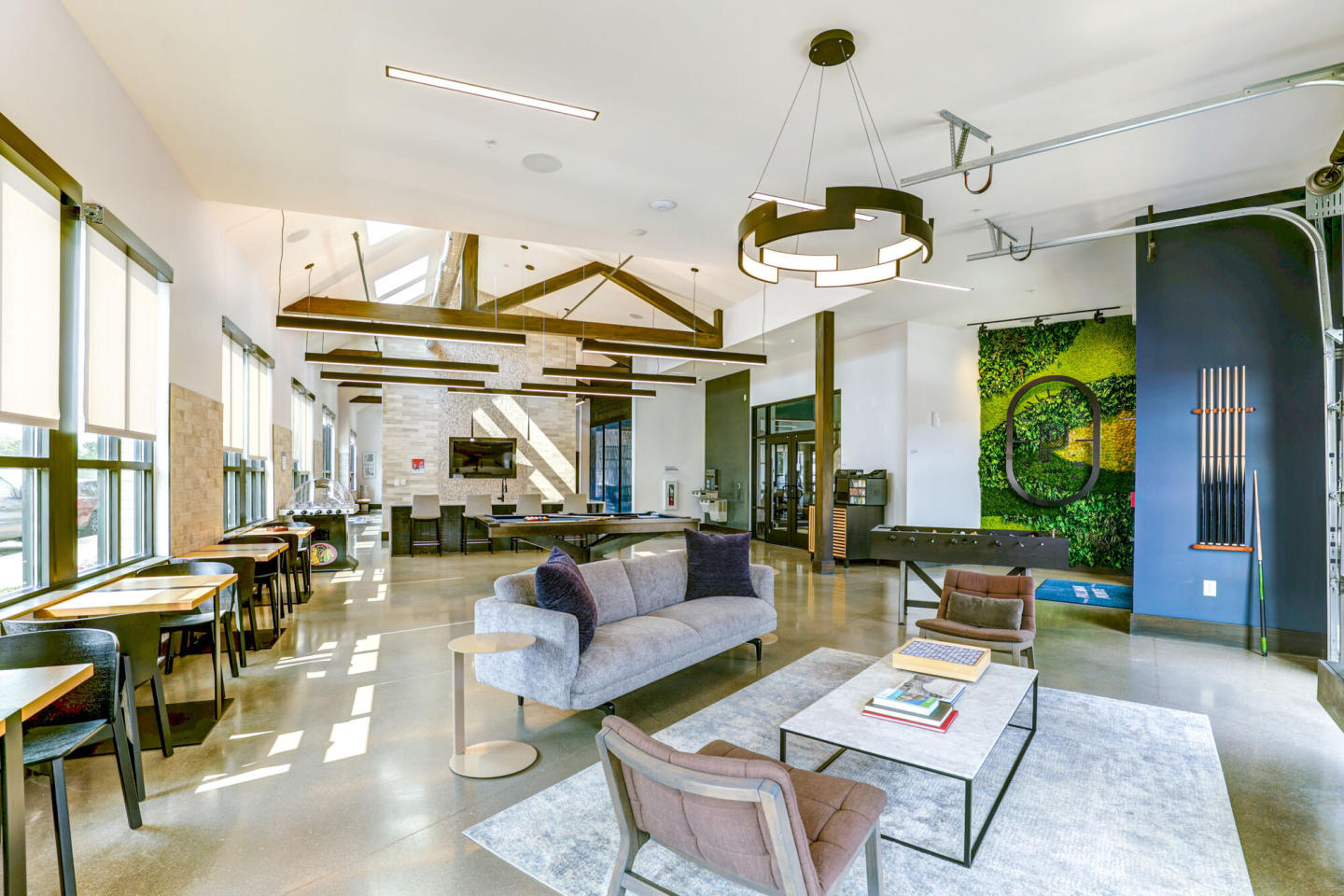Pullman Pointe Image 9