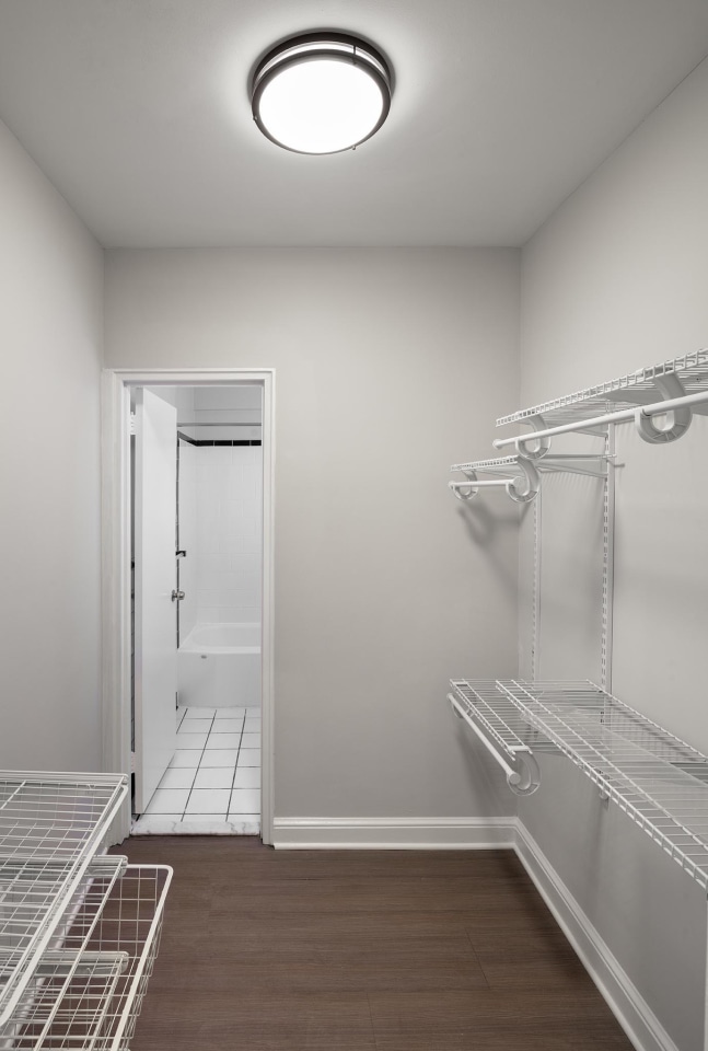 1500 Arlington Image 13
