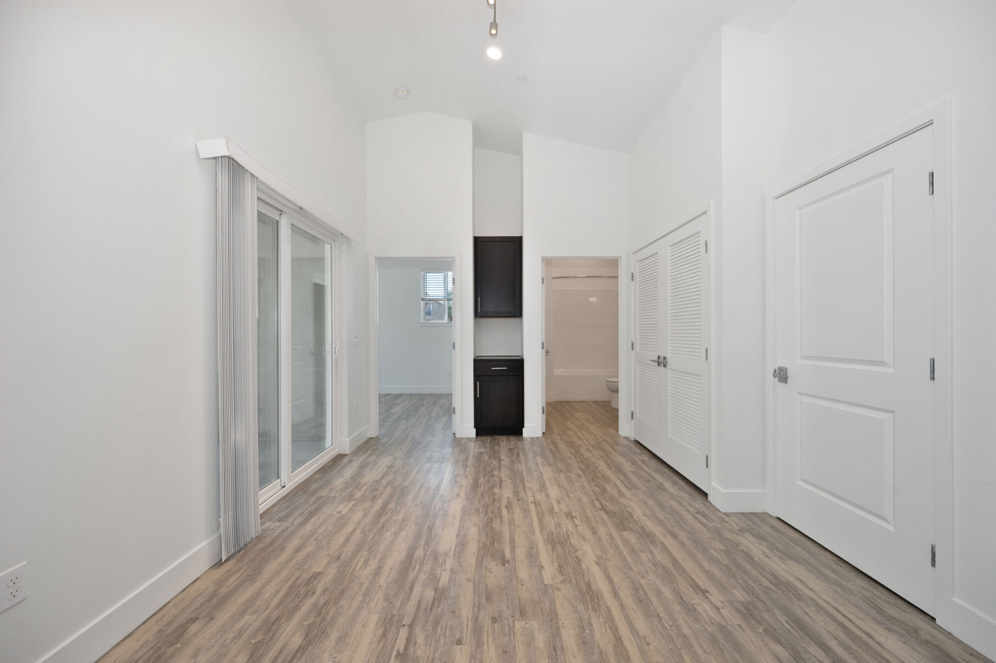 Vela Apartments Image 111
