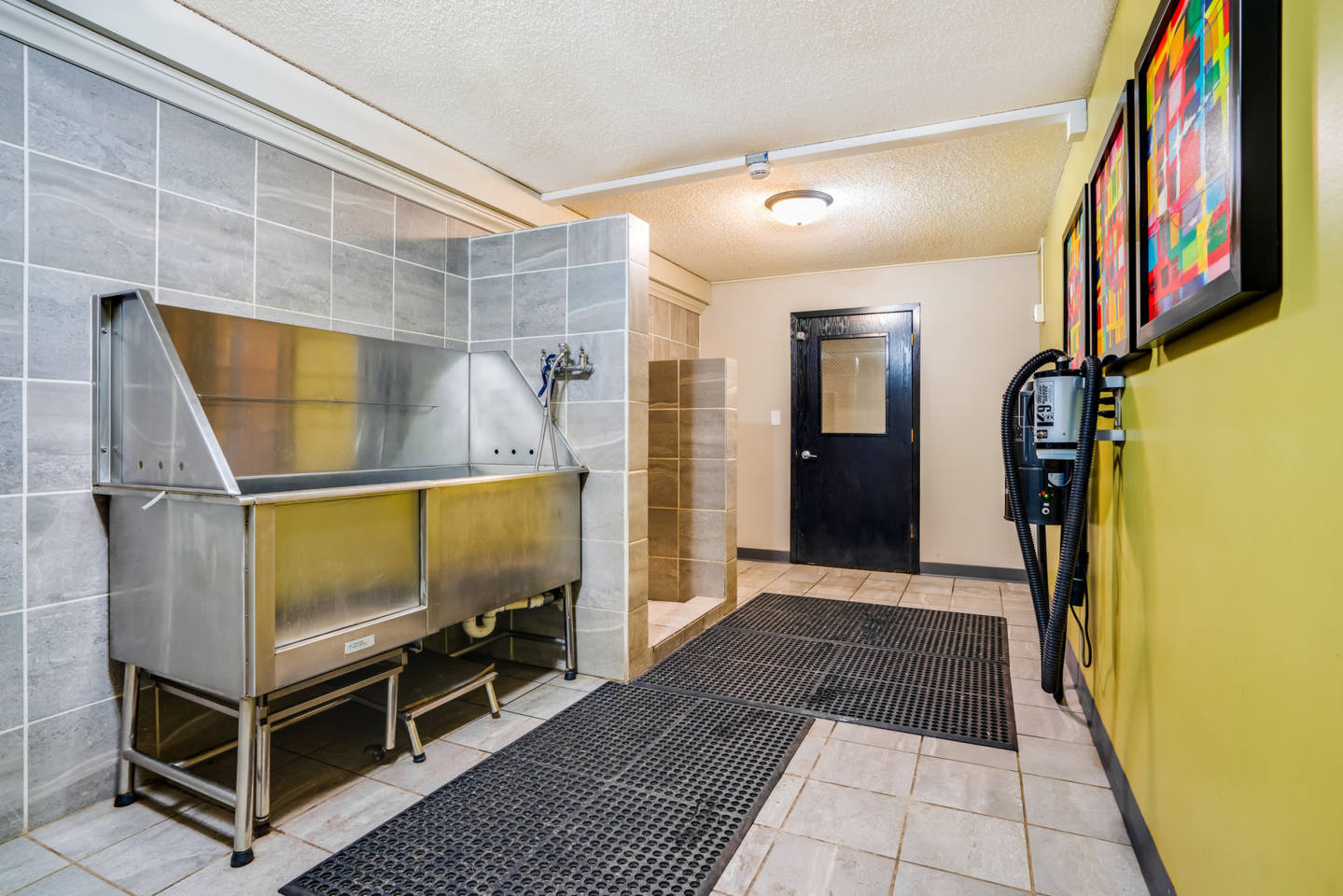 Concierge MN Apartments Image 41