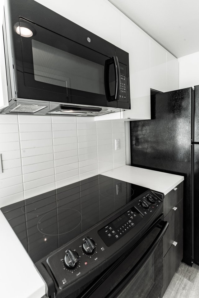 1404 Boylston Image 16