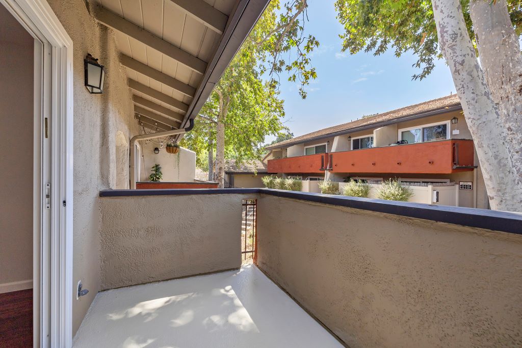 The Meadows at Westlake Village Image 1