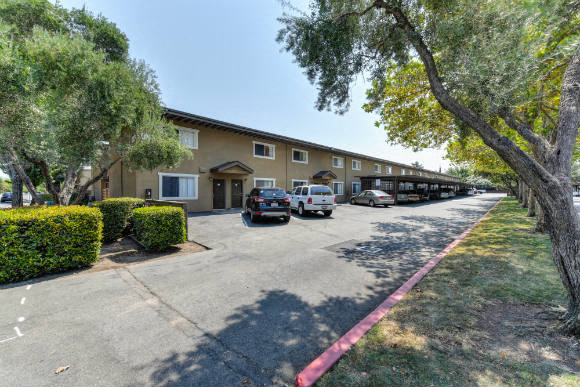 Olympus Park Apartment Homes Image 38