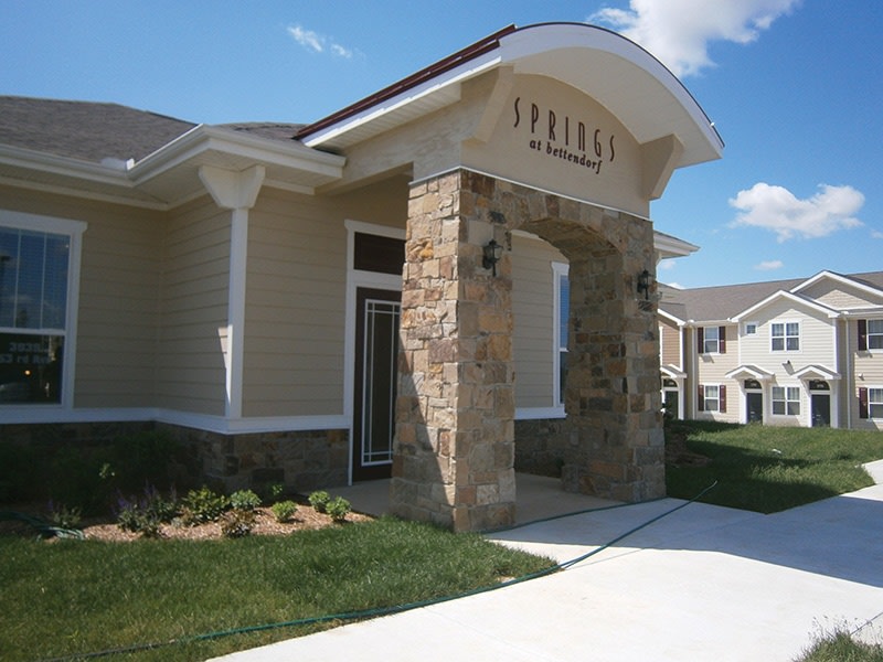 Springs at Bettendorf Image 4