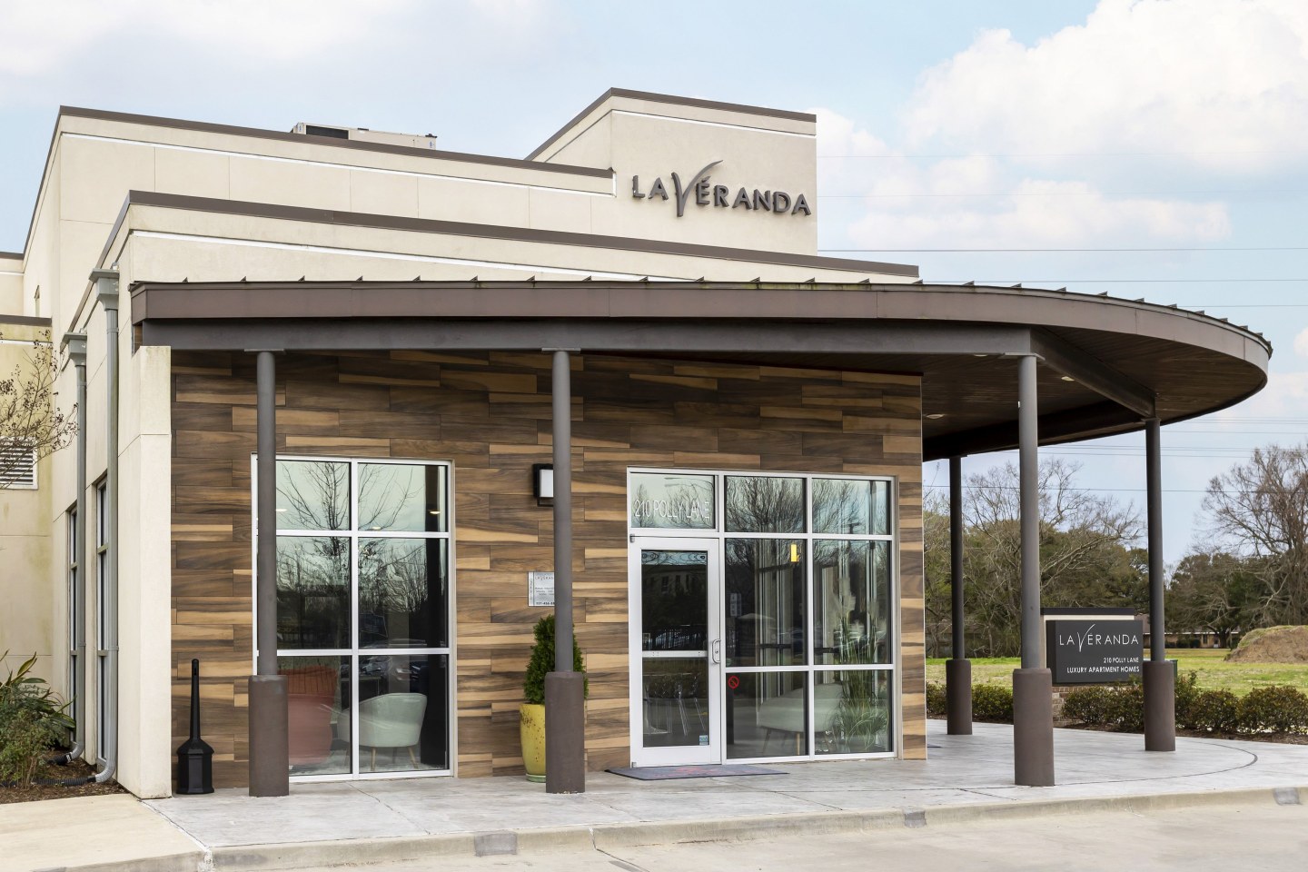 La Veranda at Polly Lane Image 19
