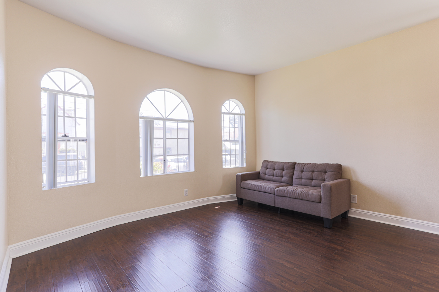 1505 W 27th Street - Co-Living Image 4