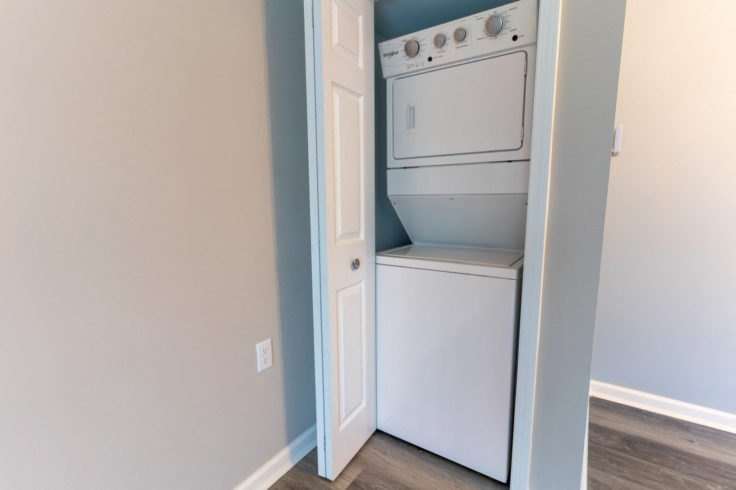 Olde Towne Apartments Image 13