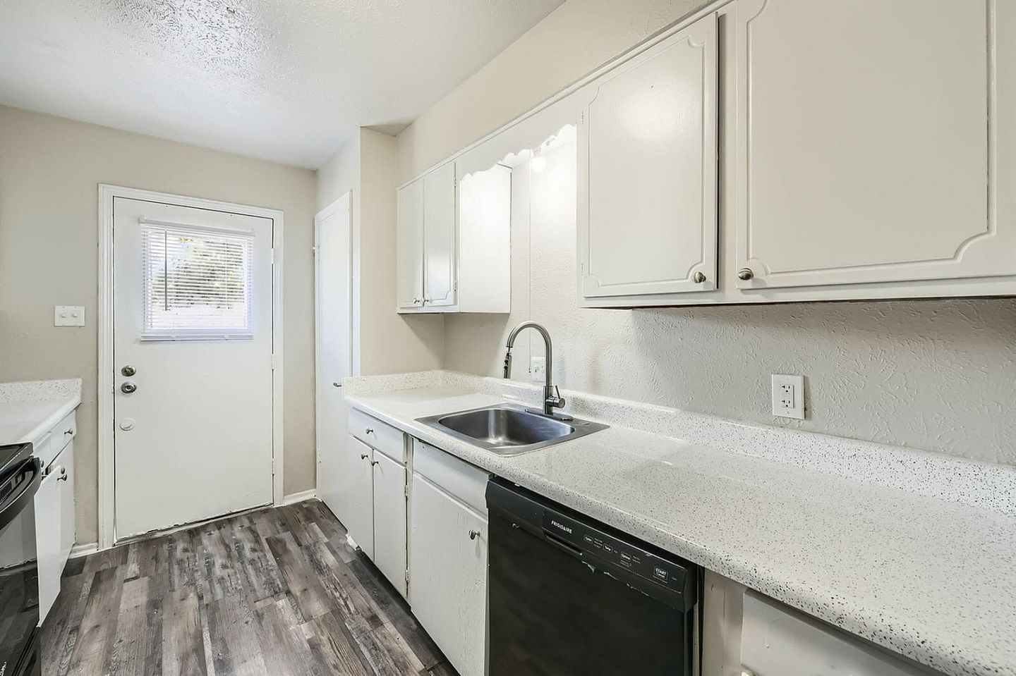 Ridgmar Oaks Image 40