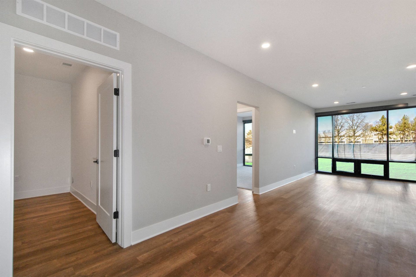Forum Flats Image 14