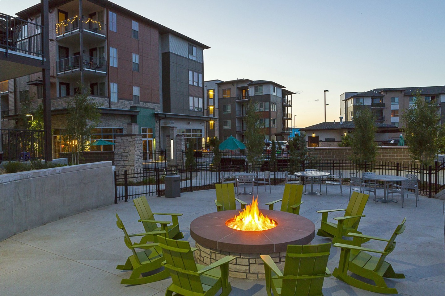 Outlook Golden Apartments Image 13
