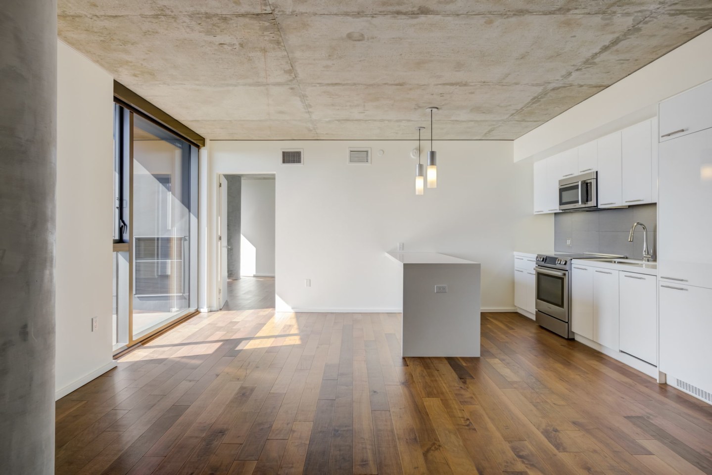 The Apartment Residences at AKA Image 13