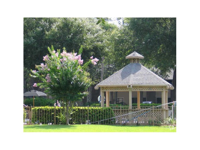 Park at Countryside Image 12