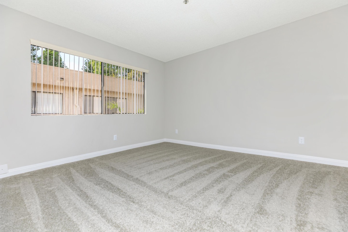 Pasadena Park Place Apartment Homes Image 9