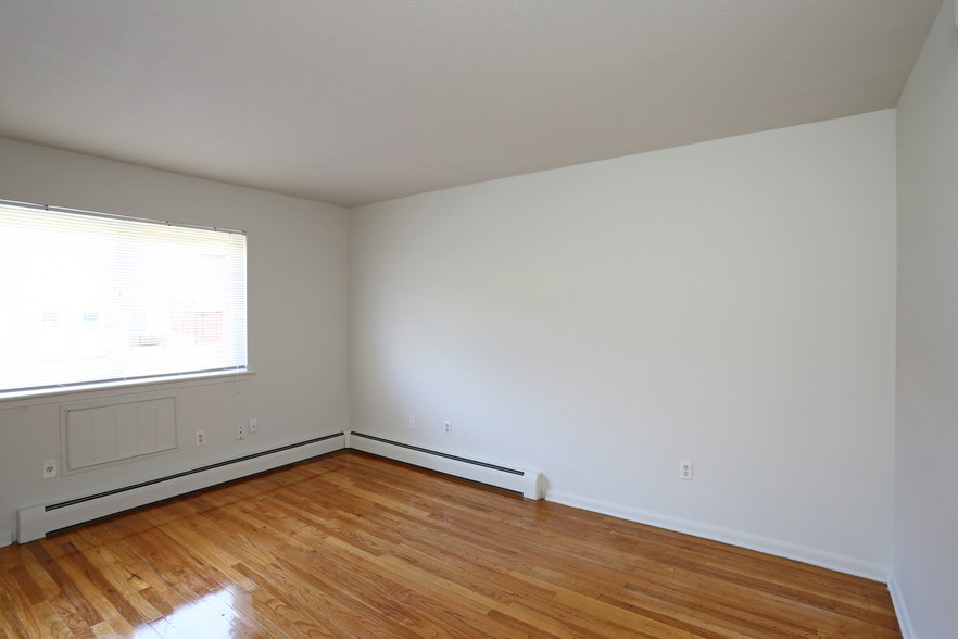 Summer Hill Apartments Image 11