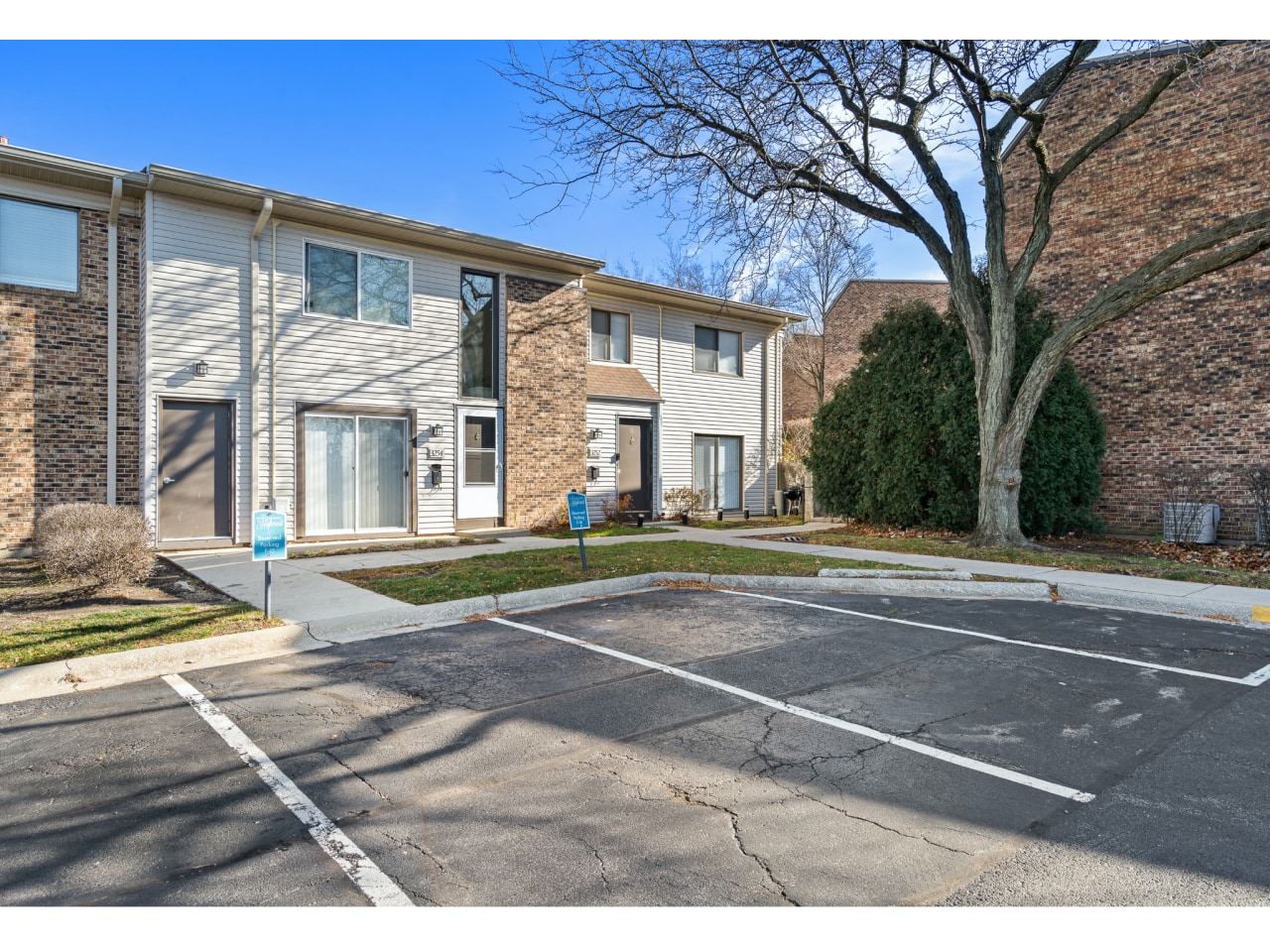 The Townhomes at Highcrest Image 14