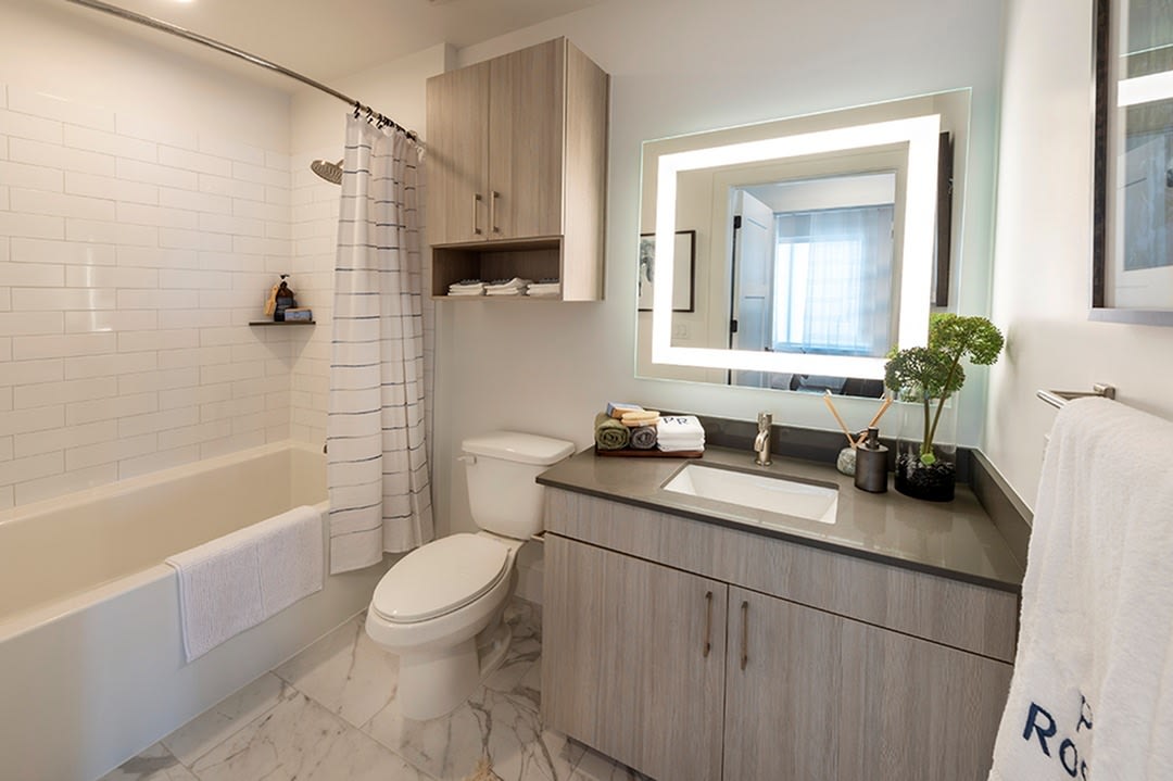 Pearl Rosemont Image 33