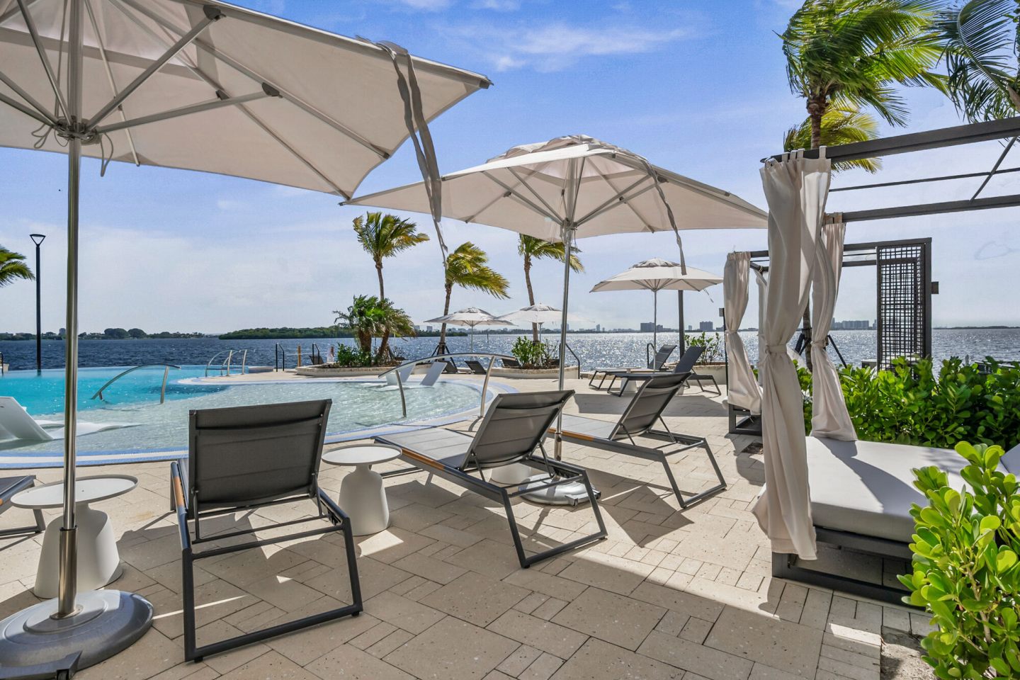 Biscayne Shores Image 6