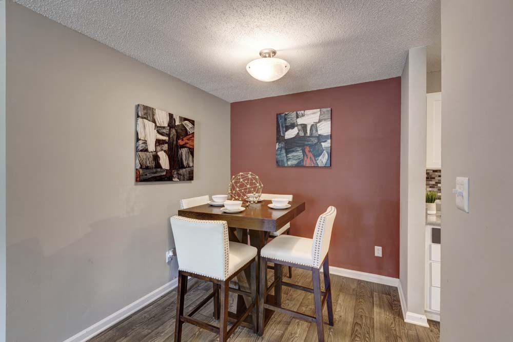 Harlowe Apartments Image 3