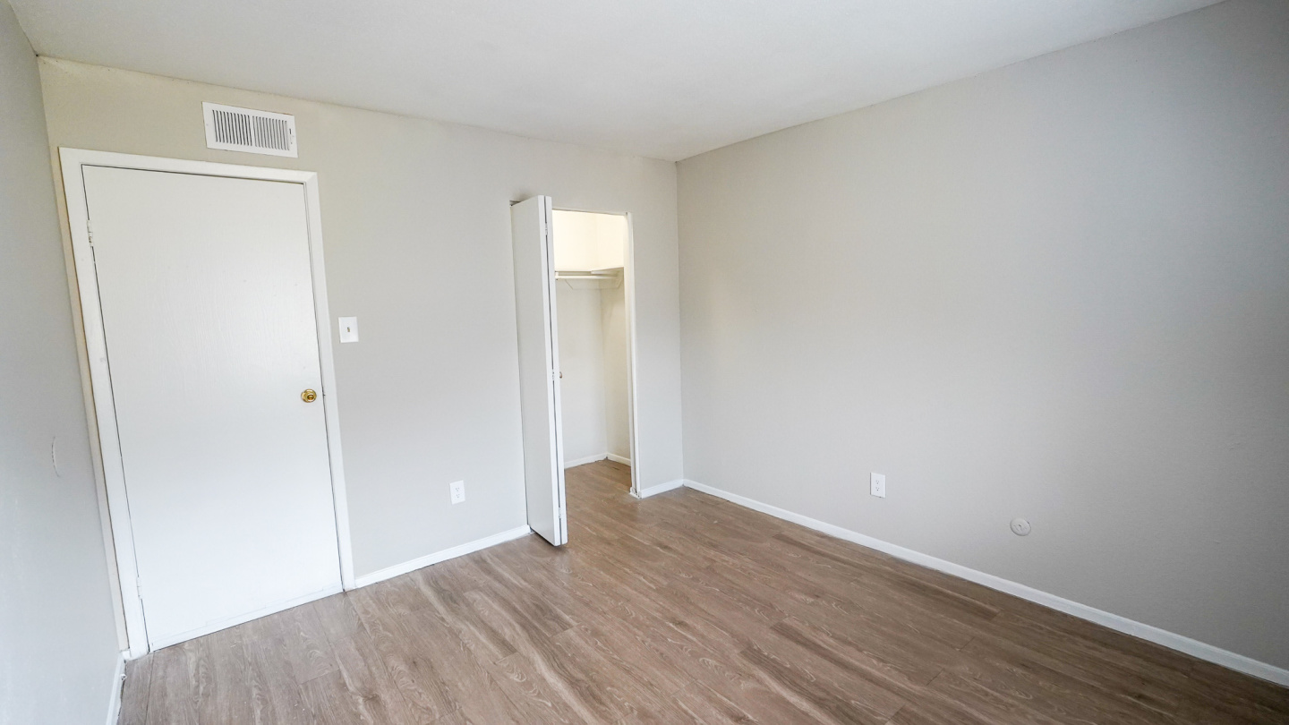 Thicket Apartments Image 2
