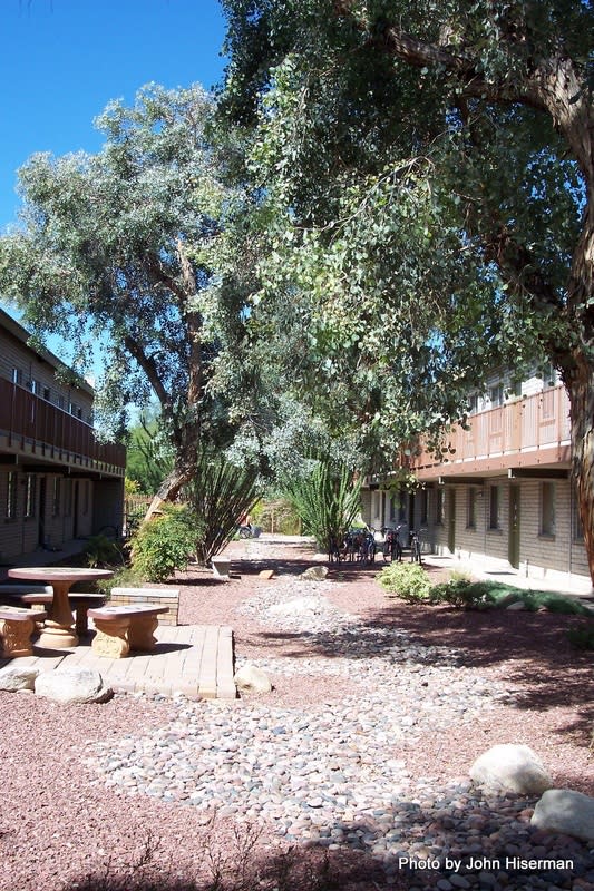 Mountain Plaza Image 22