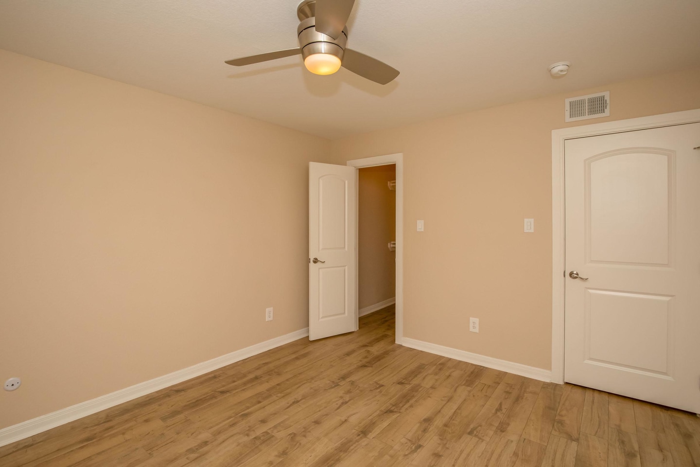 Dominion Square Apartments Image 44