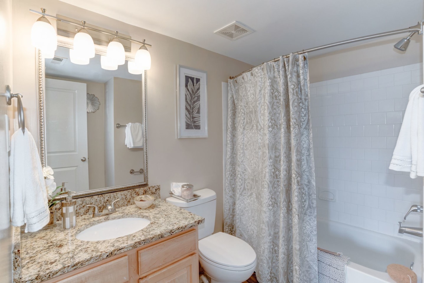 Ellicott Grove Image 17