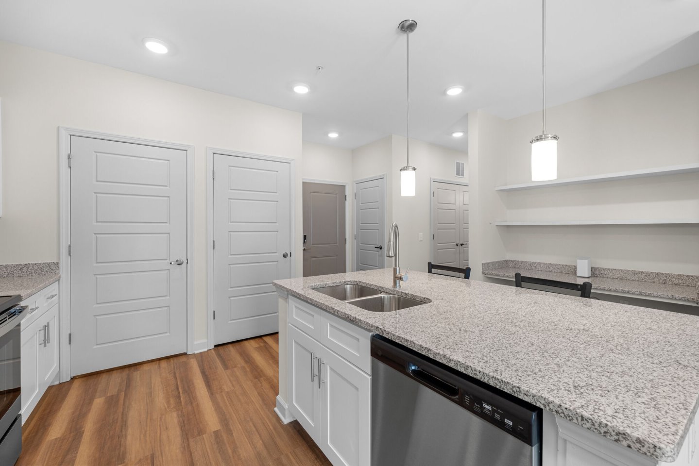 Lofts at Hamilton Luxury Apartments Image 14