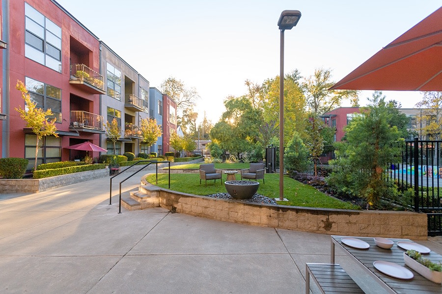 Fremont Mews Image 13