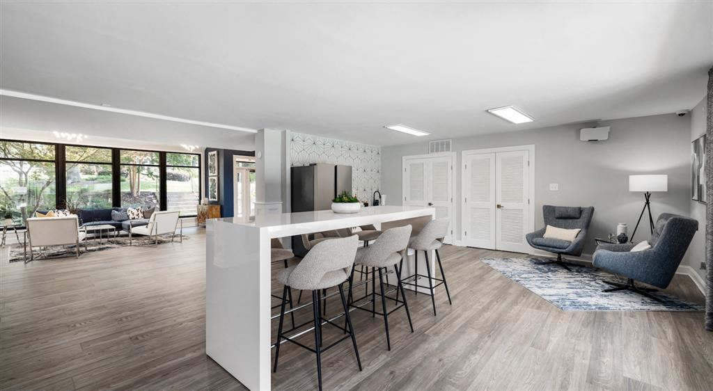 Lofts at North Hills Image 25