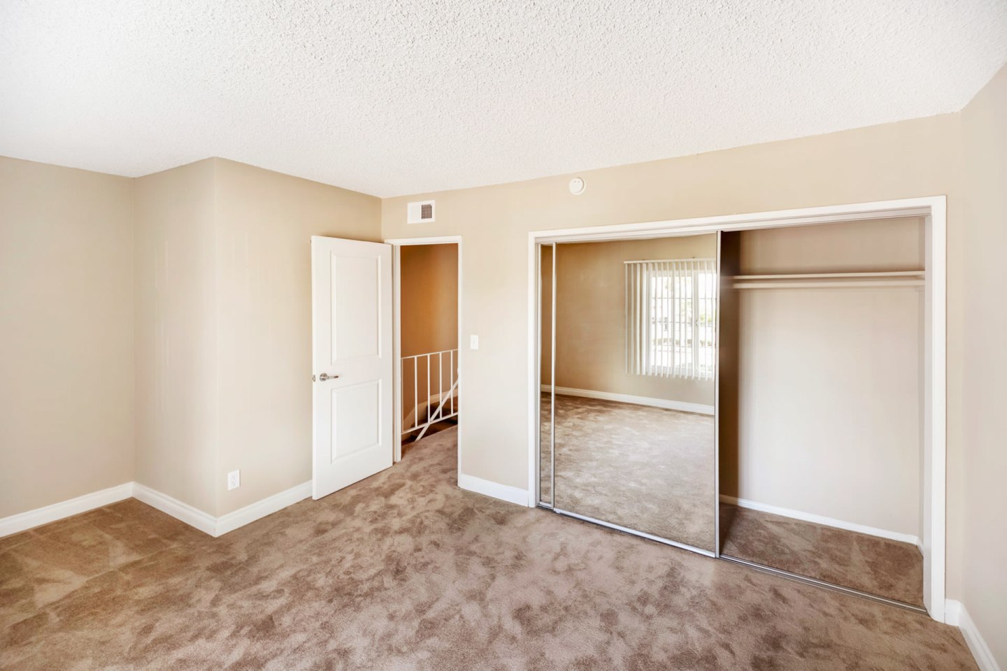 Briarwood Square Image 10