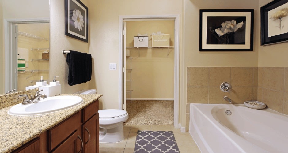 The Voss Apartments Image 8