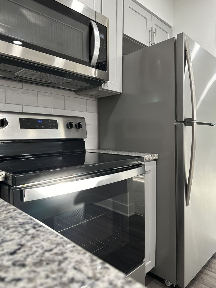 Tysons Glen and Devonshire Square Apartments & Townhomes Image 20