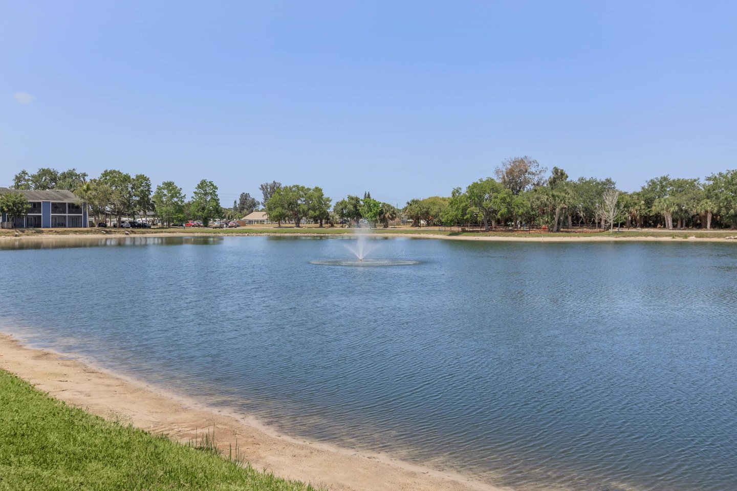 Fountain Lake Bradenton Image 52