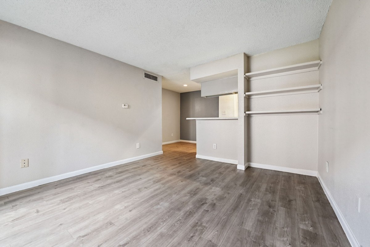 Pine Creek Apartments Image 71