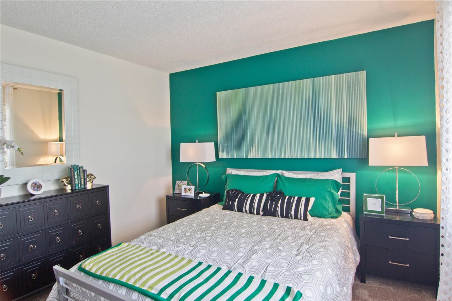 Lakecrest Apartments Image 15