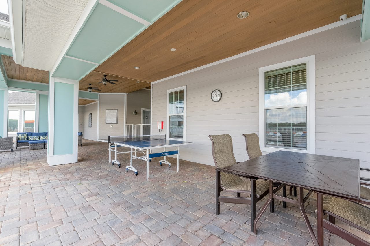 Century Lakehouse Image 9