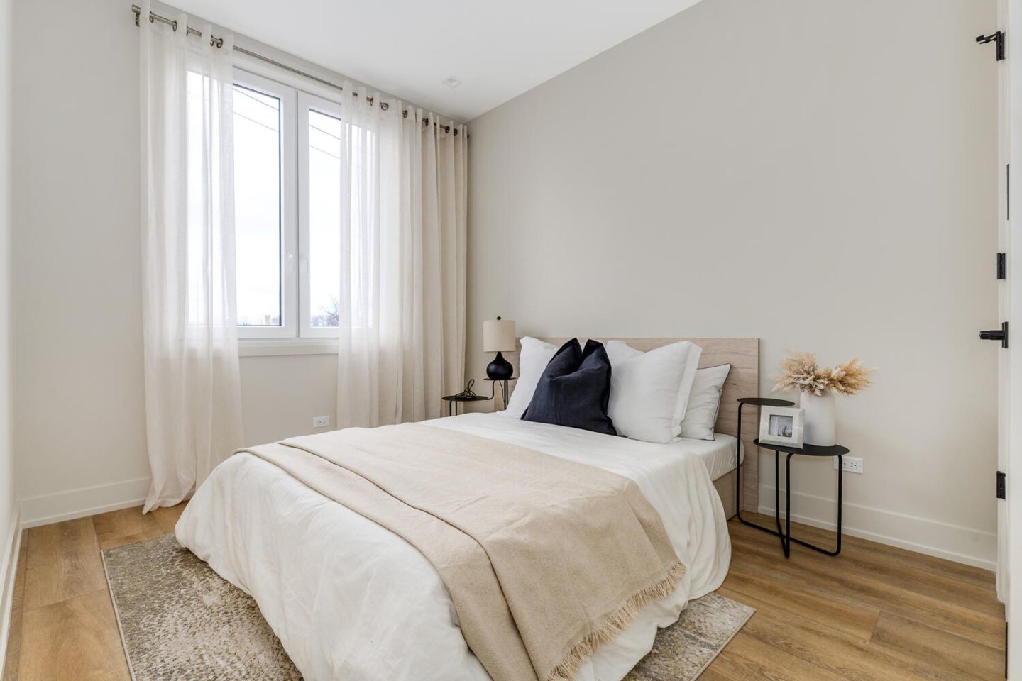 The Avondale Image 24