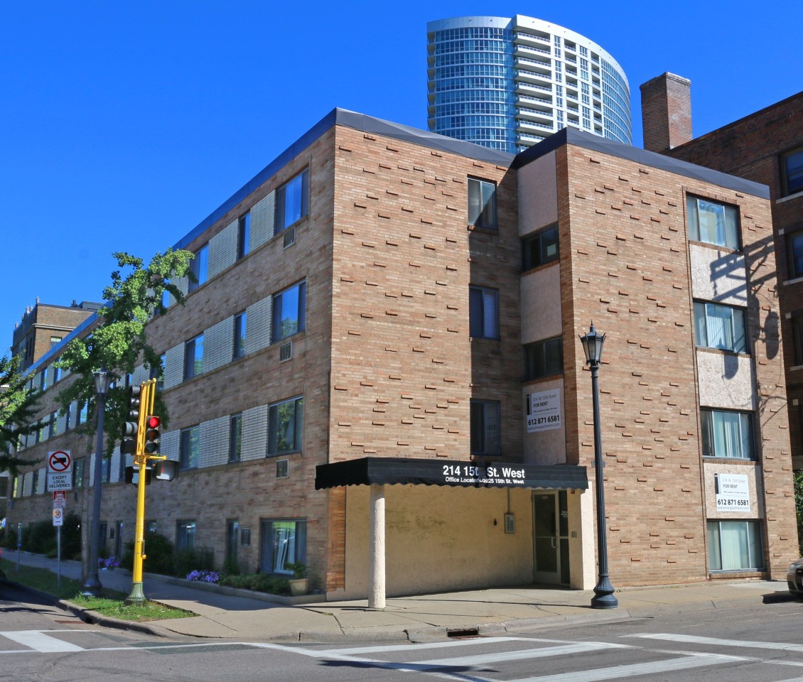 214 Place Apartments Image 17
