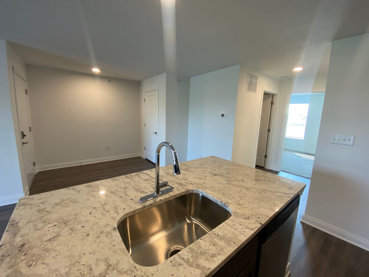 Amelia Place Apartments Image 14