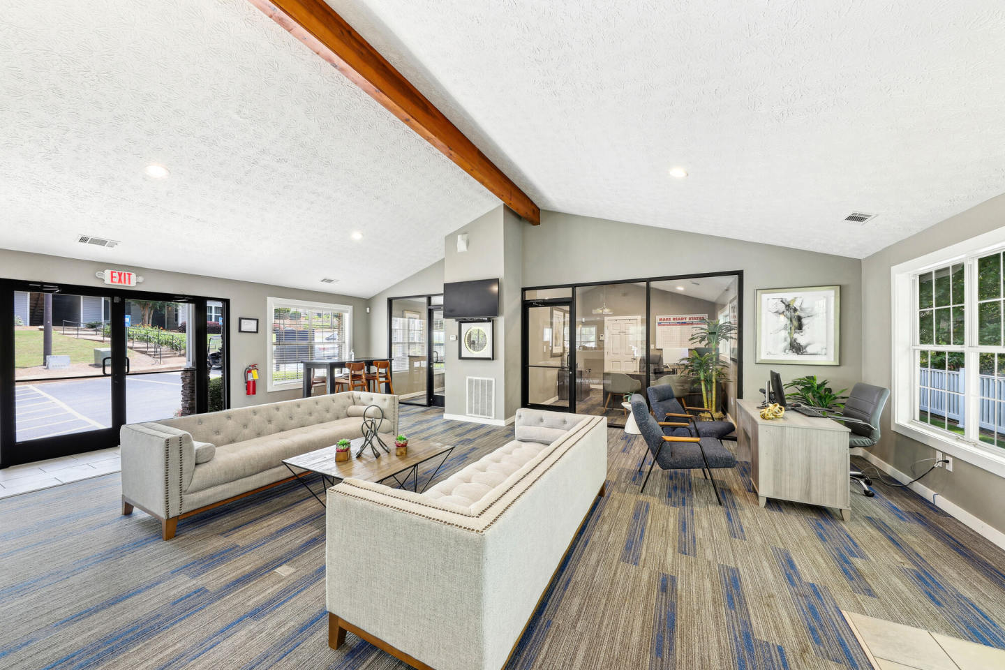 Hampton Point Image 19